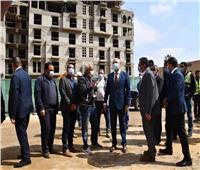 وزير الإسكان يتابع مشروع تطوير «منطقة سور مجرى العيون» بالقاهرة