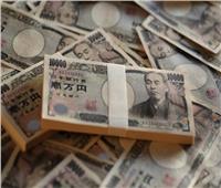 تراجع سعر الين الياباني في منتصف تعاملات 31 يناير