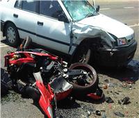 اصابة 3 أشخاص في حادث تصادم بين سيارة ودراجة نارية في الإسماعيلية 