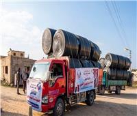 توزيع 40 خزان مياه على الأهالي بمنطقتي أبو العراج والظهير