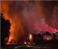 مخاوف من وقوع انفجار بسبب حريق مصنع الأسمدة في ولاية كارولينا الشمالية | فيديو