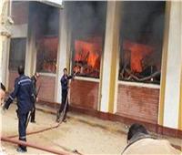 إخماد حريق داخل المدرسة الحربية القديمة بميدان الرماية 