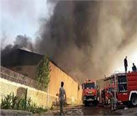 حريق هائل داخل مخزن قطع غيار سيارات لشركة شهيرة في اللبيني