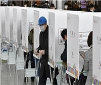 رئيس كوريا الجنوبية يدعو لضمان حقوق التصويت فى الانتخابات لمرضى كورونا