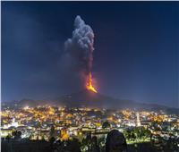 ثوران بركان إتنا في إيطاليا وارتفاع الرماد لـ8 كيلو مترات