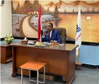 مدير «تعليم نجع حمادي» يؤكد على مراجعة وحصر الزيادات بالمدارس 
