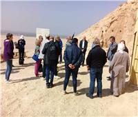وفد متعدد الجنسيات يزور منطقة آثار «تل العمارنة» بالمنيا| صور