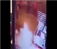 مجهول يحرق مشروعا لشاب بتبوك |فيديو  