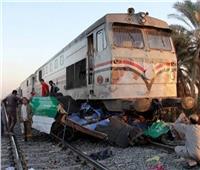 إصابة شاب إثر تصادم قطار بسيارة وتوكتوك في الإسكندرية