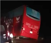 إصابة 13 راكبا في انقلاب أتوبيس بطريق رأس غارب الزعفرانة بسبب الأمطار 