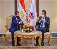 وزير الصحة يستقبل السفير الماليزي بمصر لبحث التعاون في القطاع الصحي 