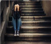 علامات الاكتئاب عن المراهقين وأسبابه   