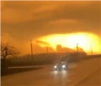 يشبه القنبلة النووية .. انفجار ضخم في مخزن ذخيرة على أبواب «كييف» | فيديو