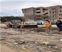 رفع١٠٠ طن من المخلفات الصلبة والقمامة بقرى وأحياء المنيا 