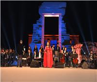 محافظ قنا يشهد اليوم الثاني من مهرجان دندرة للموسيقي والغناء 