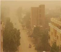 رياح قوية مثيرة للرمال والأتربة على القاهرة الكبرى والطرق الصحراوية