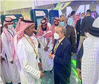 وزير الإنتاج الحربي يتفقد الجناح الإماراتي والسعودي بمعرض الدفاع العالمي