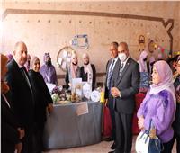 رئيس جامعة الأزهر يفتتح معرض المشروعات الصغيرة بكلية التجارة بنات بالقاهرة 