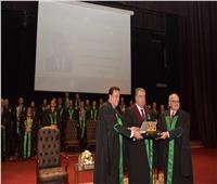 منح الدكتوراه الفخرية في الآداب لرئيس جمهورية طاجيكستان