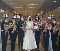 بالورود والهدايا.. قومي المرأة يشارك في احتفالات مطار القاهرة باليوم العالمي للمرأة