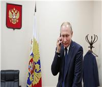 بوتين يتلقى اتصالين هاتفيين من ماكرون وشولتز
