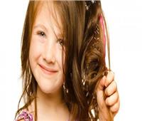 وصفات طبيعية لتنعيم شعر الأطفال 