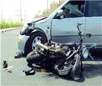 مصرع عامل في حادث تصادم سيارة ودراجة بخارية بسوهاج