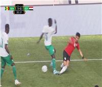 مصطفى غربال يتجاهل طرد لاعب السنغال