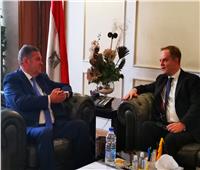 وزير قطاع الأعمال يبحث مع سفير بريطانيا بالقاهرة تعزيز التعاون الاقتصادي