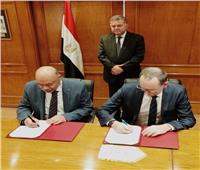 وزير قطاع الأعمال يشهد خطوة جديدة على طريق إنتاج السيارة الكهربائية بمصر