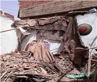 محافظ أسوان يكلف بالرعاية الطبية للمصابين في انهيار سقف منزل