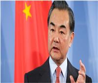 وزير الخارجية الصيني: بكين تبذل جهودا لوقف إطلاق النار في أوكرانيا 