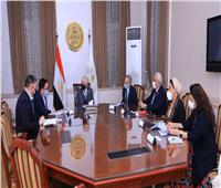 وزير التعليم يلتقي سفير كازاخستان بالقاهرة لبحث سبل التعاون بين البلدين 