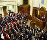 البرلمان الأوكراني يسمح بتجنيد الأجانب في الاستخبارات والجيش