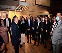 السفراء العرب خلال افتتاح قاعة النسيج: مصر أصل الحضارة | فيديو 