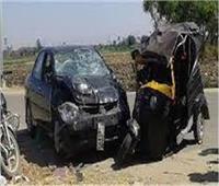 إصابة 5 أشخاص في تصادم سيارة بتوك توك في الحسينية بالشرقية