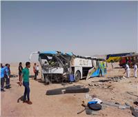 مصرع ٢ وإصابة ٤٤ شخصًا في حادث انقلاب أتوبيس رحلات بجنوب سيناء 