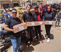 1600 كرتونة غذائية وزعها طلاب من أجل مصر بقريتي العزيزية ومنشية دهشور