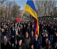 انطلاق مظاهرات في أرمينيا تطالب باستقالة رئيس الوزراء.. فيديو