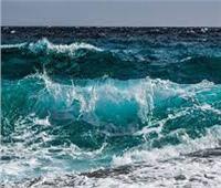اضطراب مياه البحر المتوسط وارتفاع الأمواج