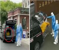 ما زال على قيد الحياة.. رجل مسن يتحرك أثناء نقله إلى المشرحة في الصين| فيديو 