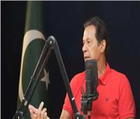 عمران خان: «لا يتحول الحمار إلى حمار وحشي إذا قمت برسم خطوط عليه»| فيديو 