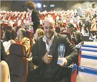 محـمــد ممدوح: «أبو صدام» منحنى الجائزة الثانية كأحسن ممثل | حوار