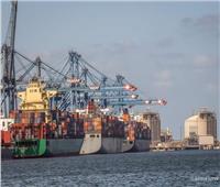 حركة الصادرات والواردات والبضائع بميناء دمياط البحري السبت