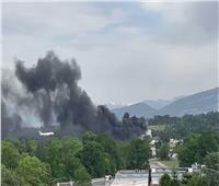 حريق هائل يمنع الوصول الي مطار جنيف بسويسرا