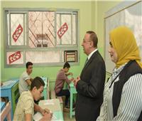 محافظ الإسكندرية يتفقد لجان امتحانات الفصل الدراسي الثاني للشهادة الإعدادية