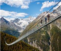 جسر مشاة شارلز كونين.. أطول جسر سياحي في سويسرا