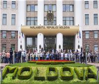 مولدوفا تقر قانونا يحظر البرامج الإخبارية والتحليلية العسكرية الروسية