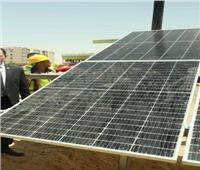 إنشاء محطة الطاقة الشمسية بتكلفة 16 مليون جنيه بالخارجة