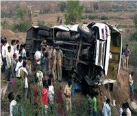 مقتل 18 شخصًا على الأقل جراء سقوط حافلة في وادٍ شمال الهند